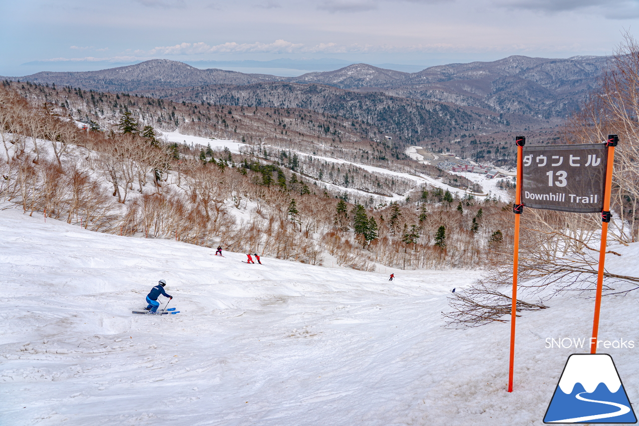 札幌国際スキー場｜2022年のゴールデンウイークが開幕。さすが、KOKUSAI。5月目前にして、ほぼ全面滑走可能です(*^^)v